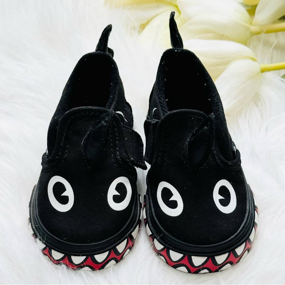 Baby/Toddler Vans X Discovery Shark Week Sneakers - Picture 2 of 7
